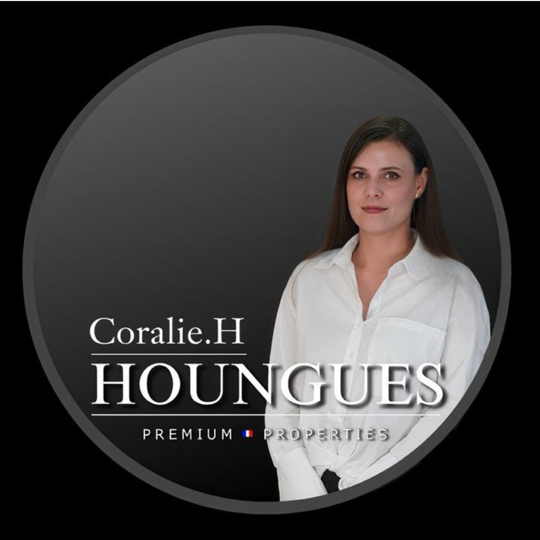 Profile photo of agent Coralie