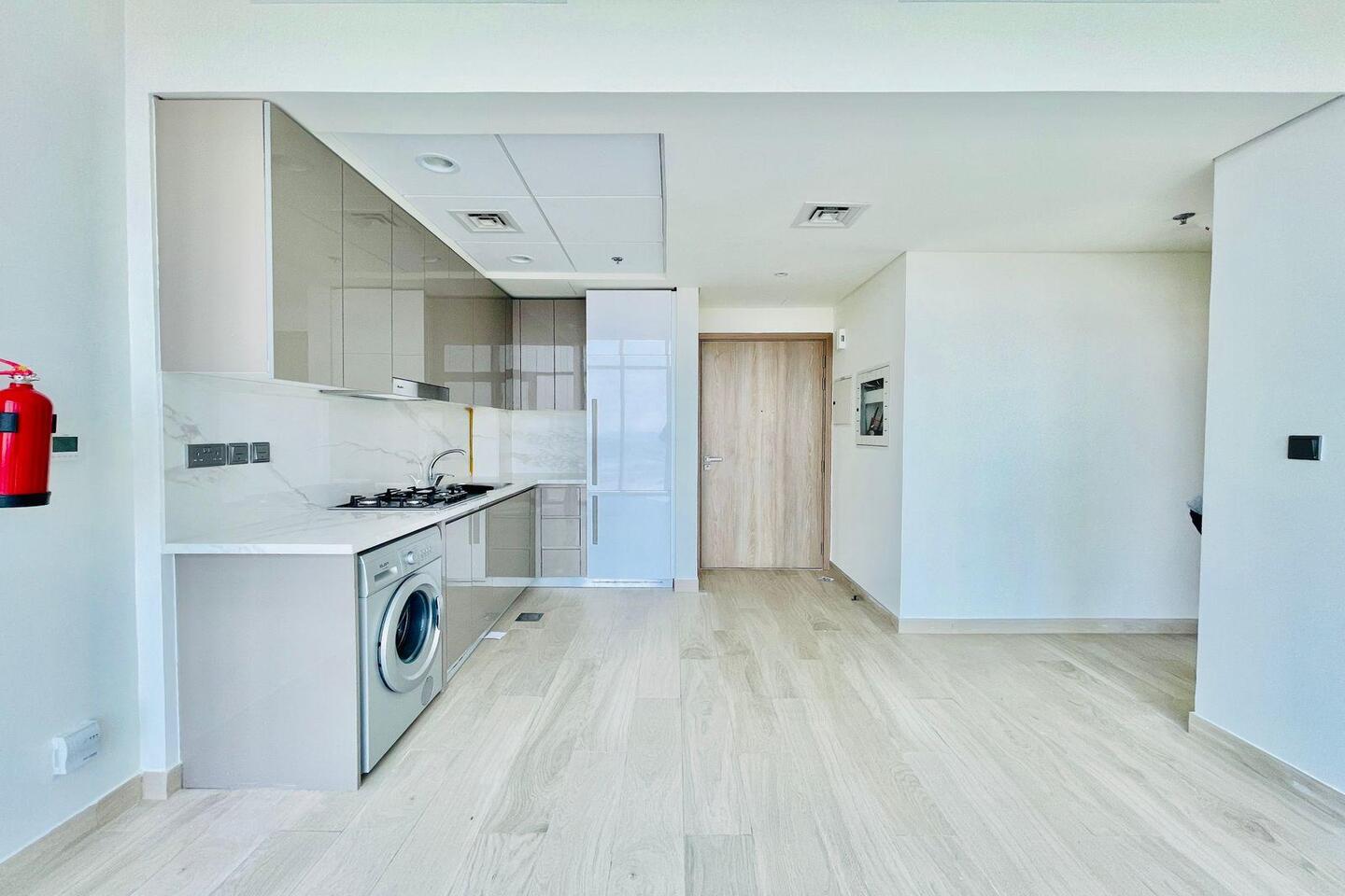 WhatsApp Image 2025-09-18 at 09.54.03_a422bdfd